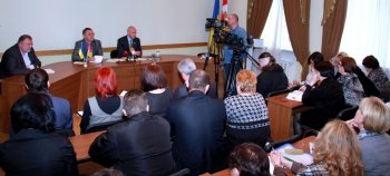 Геннадий Труханов собрал представителей исполнительной власти в Суворовском районе