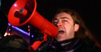 Националисты отказались выйти в ринг против участников акции памяти жертв УПА