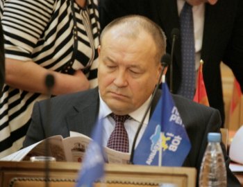 Депутаты поддержали предложение смотреть фильмы на русском языке