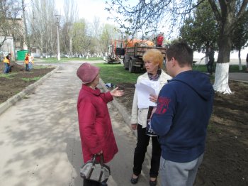 В Малиновском районе вовсю идет субботник
