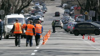 В центре города пробки: Виновата дорожная разметка (фото)