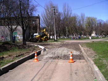 В Малиновском районе Одессы высажено 1565 деревьев и кустарников, ликвидировано 60 стихийных свалок