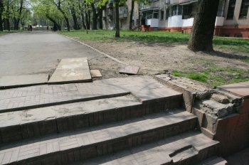 Сквер Томаса ждут счастливые перемены. Что будет с памятником?