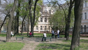 Сквер Томаса ждут счастливые перемены. Что будет с памятником?