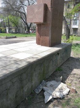 Сквер Томаса ждут счастливые перемены. Что будет с памятником?