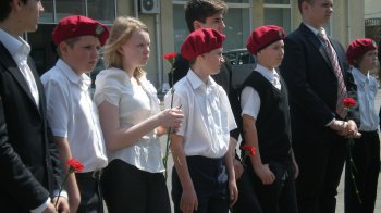 Эхо войны: В Одессе открыли мемориальную доску в память о жертвах румынских оккупантов