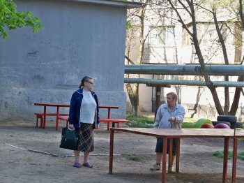 Евгений Гофман инициировал работы по благоустройству дворов