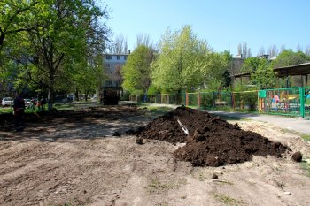 Субботник в Суворовском районе