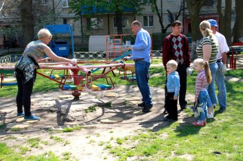 Субботник в Суворовском районе