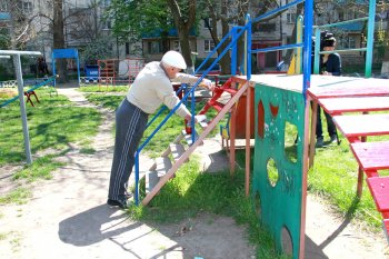 Субботник в Суворовском районе