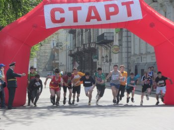 От Дюка к Дюку - в Одессе состоялась легкоатлетическая эстафета