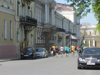 От Дюка к Дюку - в Одессе состоялась легкоатлетическая эстафета