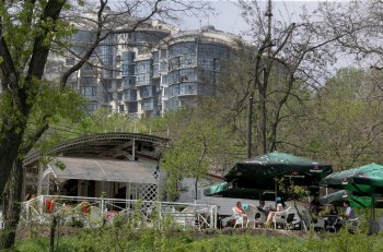 Одесситы открыли пляжный сезон