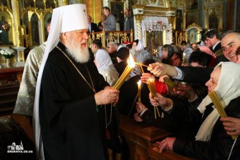 Сила Воскресшего Христа действует через века. Она животворит Церковь, а вместе с ней все общество