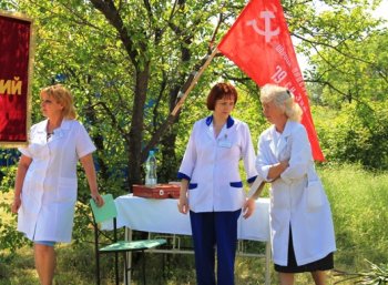Врачи одесской «скорой помощи» сопровождают праздничные мероприятия с участием ветеранов