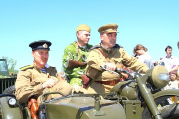 В Лузановке состоялся праздничный привал, организованный по инициативе народного депутата Украины Геннадия Труханов
