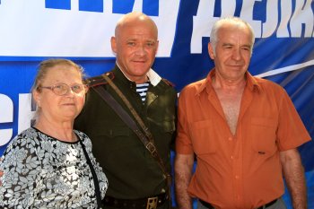 В Лузановке состоялся праздничный привал, организованный по инициативе народного депутата Украины Геннадия Труханов