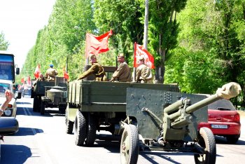 Парад военных  раритетов