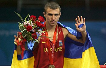 Двухкратный олимпийский чемпион Ломаченко покидает любительский бокс