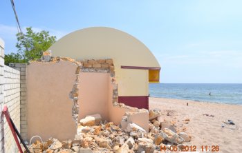 Сооружения, находившиеся в 30 метрах от моря в Крыжановке, демонтированы