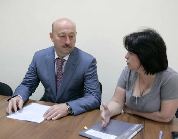 Налоговики дарят налогоплательщика подарки