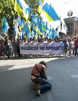 Масштабный митинг в поддержку Всеукраинского антифашистского марша прошел сегодня в Одессе