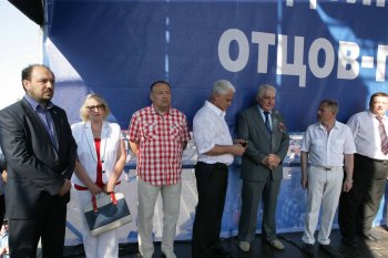 Масштабный митинг в поддержку Всеукраинского антифашистского марша прошел сегодня в Одессе