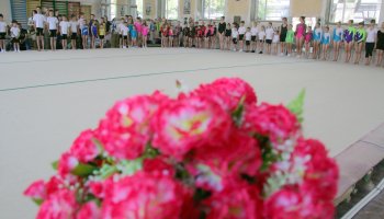 В Одессе соревнуются юные акробаты