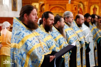 Во всех храмах Одесской епархии совершается молебное пение, бываемое при бездождии