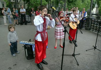 Ротонда в Горсаду превратилась в сцену мирового масштаба