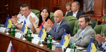 Из зала заседания российских и украинских парламентариев