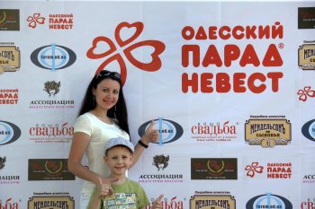 В Одессе сегодня невесты ходили… парадом