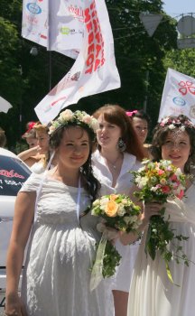 В Одессе сегодня невесты ходили… парадом