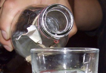 Житель области кулаками забил собутыльника