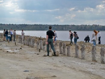 Общественники во главе с одесскими журналистами «взвесили» соль Куяльника