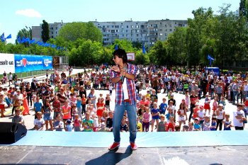 Праздник детства на Крымском бульваре. Часть 2