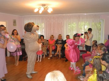 Подарков должно быть много!