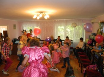Подарков должно быть много!