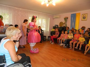 Подарков должно быть много!