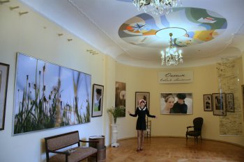 Питерцы привезли в Одессу удивительную фотовыставку, посвященную «Евгению Онегину»