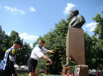 Ковпак: «Мы лишь небольшой ручей в грозном потоке народа»