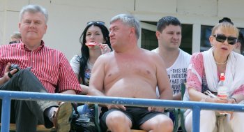В Одессе прошли междепутатские футбольные баталии