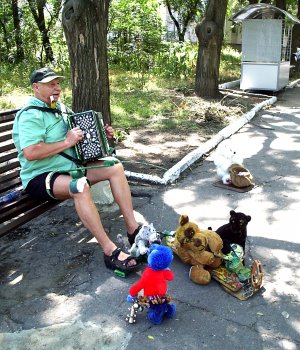 Одесситов веселит гость из Усть-Каменогорска и его необыкновенная команда