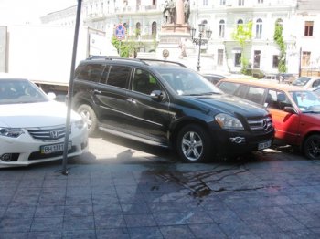 На семь незаконных «будок» в центре Одессы  стало меньше