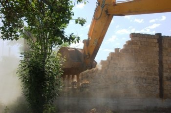 Костусев распугал отдыхающих в Лузановке экскаватором и обещанием сделать из Одессы воинскую часть