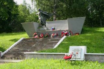 Светлой памяти одессита, старшины группы радистов подлодки «Щ-405» Николая Кваскова