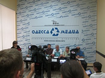 Одесские медики боятся за свою жизнь