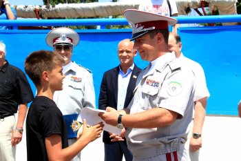 Геннадий Труханов: "Я благодарен всем, кто участвовал в работе по ликвидации последствий стихии" (фото)