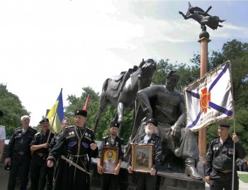В Одессе казаки почтили память атамана Головатого, императрицы Екатерины и Александра Суворова