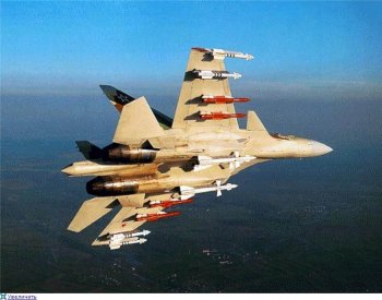 "Это не самолет, это просто НЛО": российский истребитель Су-35 потряс Ле Бурже